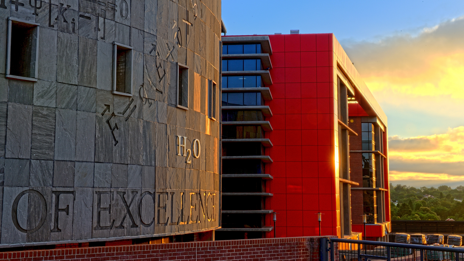 <p>Aiming to provide a world-class home for research scientists and students, Unisa opens a renovated, revitalised Science Hub at its Florida Campus in Roodepoort.</p>